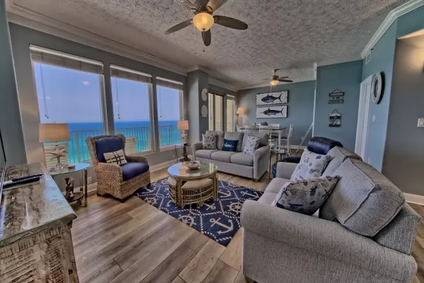 Photo 1 - Beautiful Condo with Spacious Balcony to Enjoy Fascinating Ocean View - Unit 1002