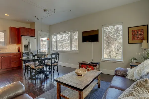 Photo 1 - Surfs Up Spacious Hood River Home - 30 Day Minimum Stay