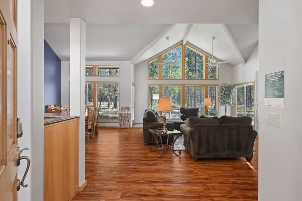 Photo 1 - 1 Colonial Private Family Vacation Home features Bikes to Explore Sunriver