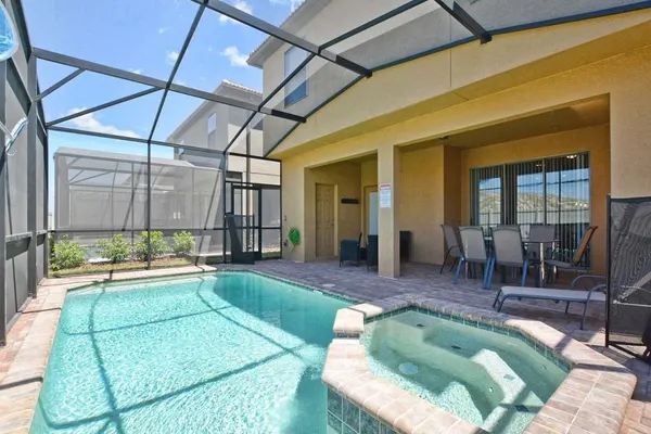 Photo 1 - Windsor at Westside!!  Private Pool, Jacuzzi, BBQ Grill, Game Room, Free Wifi!!