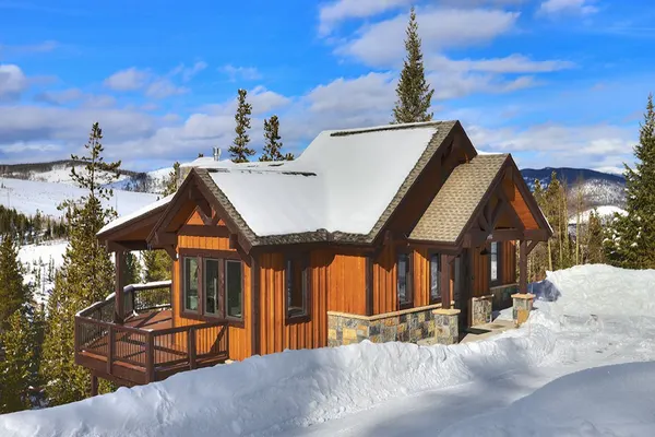 Photo 1 - Shadows Summit