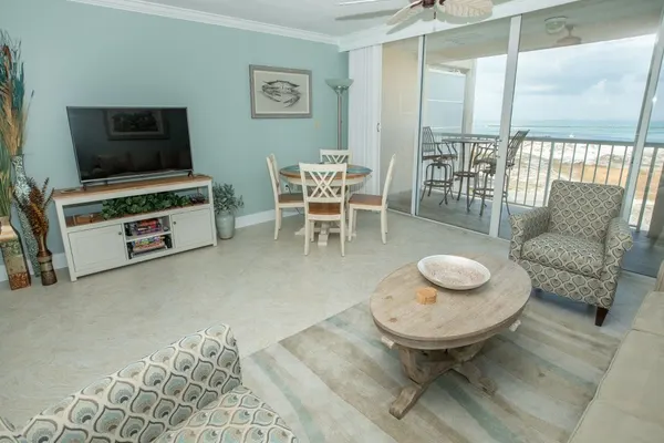 Photo 1 - Magnolia House 606 - Luxury Top Floor 1 BR - Stunning Views