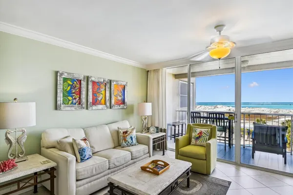 Photo 1 - Magnolia House 309 is a Luxury 1 BR with Free Beach Service for 2