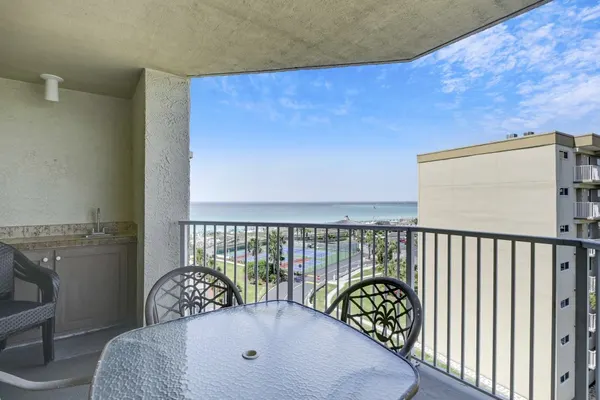 Photo 1 - IR 516 Sunset Views to marvel at in this 2 BR on the beach side of Holiday Isle