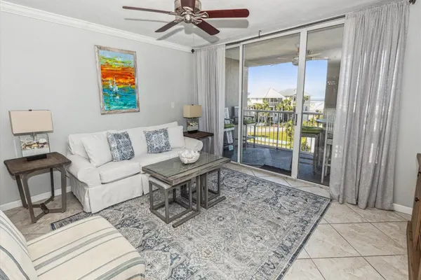 Photo 1 - Magnolia House 305 is a Luxury 2 BR with Free Beach Service