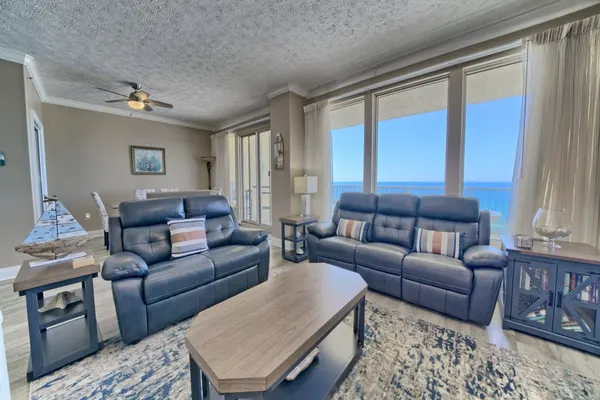 Photo 1 - Amazing Tropical Condo with Complimentary Beach Chairs and Umbrellas - Unit 0706