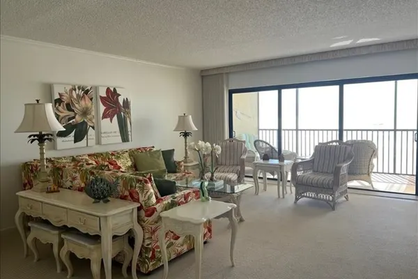 Photo 1 - Sea Oats 312