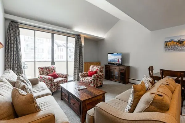 Photo 1 - 17 Vail Road Condos Ski All Day! Right in the Heart of the Village