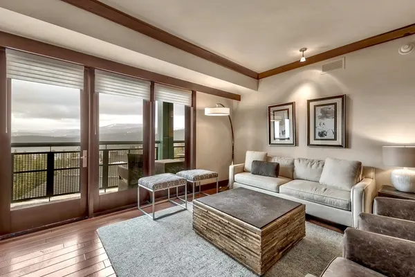 Photo 1 - Constellation Residences | 3 Bedroom Penthouse Book 7 Nights for 10% Off