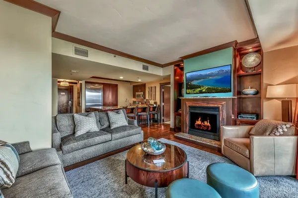 Photo 1 - Mid-Mountain Luxury At Northstar
