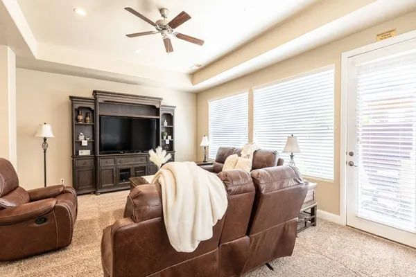 Photo 1 - Zions Point - Pet Friendly!