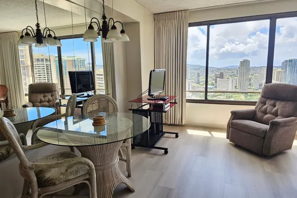 Photo 1 - Discovery Bay 3615