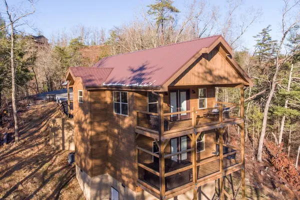 Photo 1 - Luxury Good Vibes Cabin With Tub