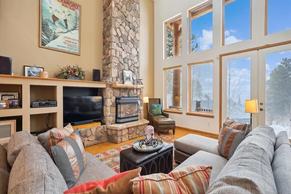 Photo 1 - Timber Heights Lodge