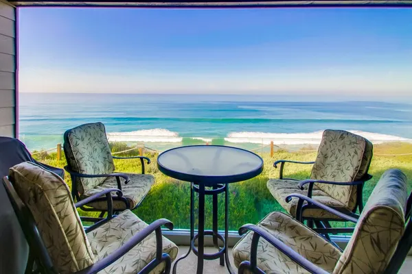 Photo 1 - Gorgeous Ocean View Condo with Pool & Spa SURF9