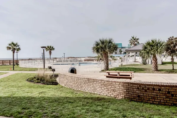 Photo 1 - Royal Gulf Beach & Racquet Club 5001