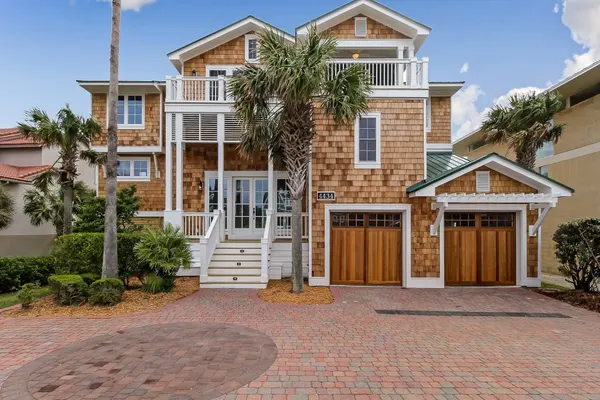 Photo 1 - Multi-level Seaside Residence