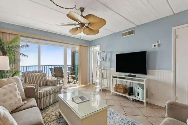 Photo 1 - Direct Oceanfront Condo with Private Balcony