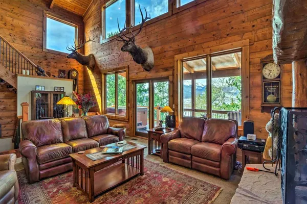 Photo 1 - Luxury Home w/ Mountain Views, Hot Tub & Grill