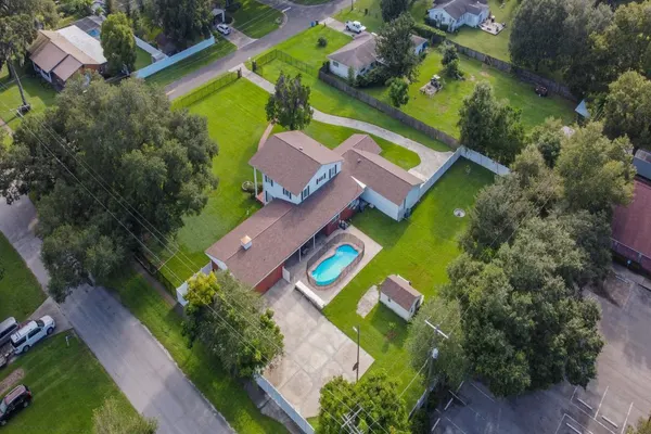 Photo 1 - A Large Tropical Estate with 2 Acres of Space in Tampa Bay