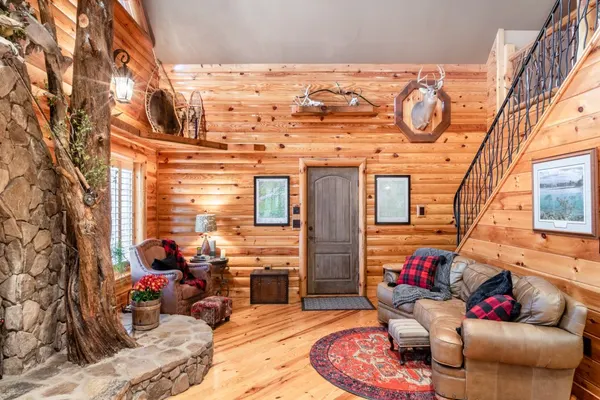 Photo 1 - Iron Mountain Lodge On Watauga Lake - Adjacent to Cherokee National Forest