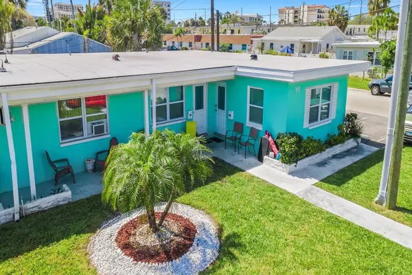Photo 1 - Captain's Quarters - Beach Vacation Rental