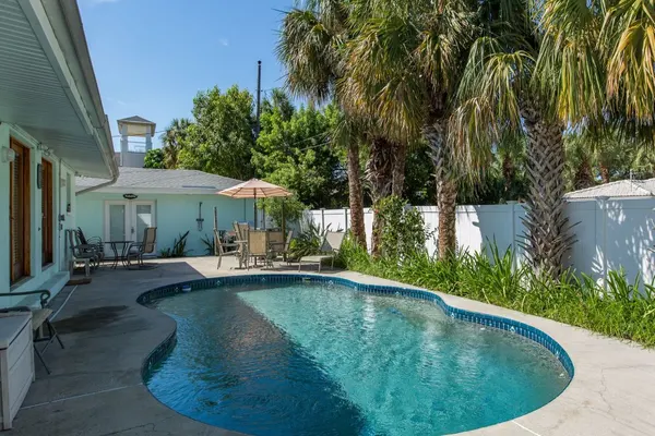 Photo 1 - Mango Bay Pool House Unit 1 - Monthly Beach Rental