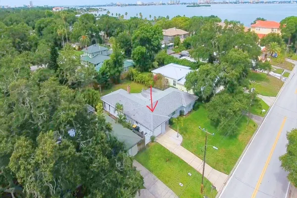 Photo 1 - Sunny Getaway - Beautiful Vacation Rental