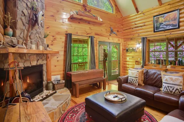 Photo 1 - Tree Top Lodge Gorgeous Lake Cabin with Kayaks Hot Tub & Magnificent Views of Forests and Mountains