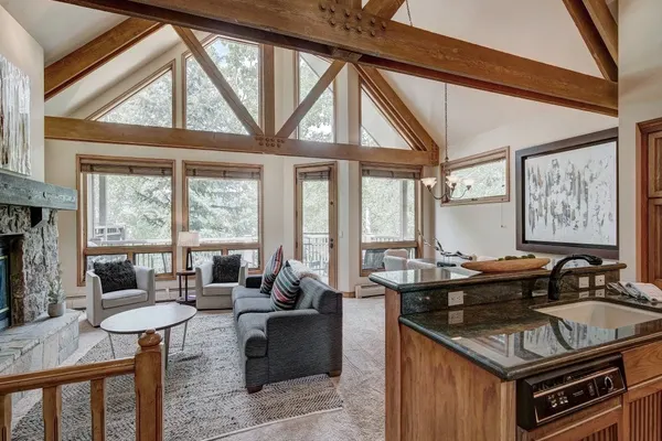 Photo 1 - Luxury 4BR Pines Townhome amongst the peace and quiet
