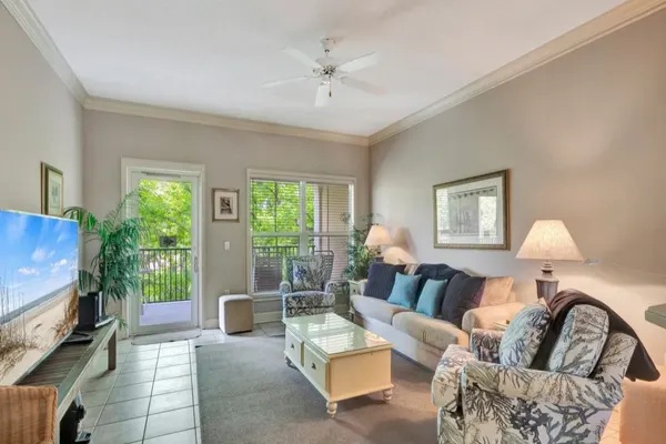 Photo 1 - Shorenugh - Bright Villa with Rooftop Pool Next to Coligny Plaza