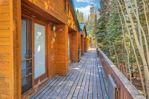 Photo 1 - The Cottages: Beautiful Ski-in/Ski-out Condo Located On The Eagle Point Resort!