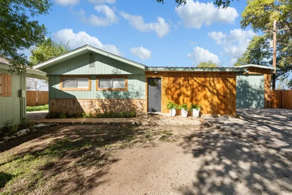 Photo 1 - Guadalupe Bluff Farmhouse