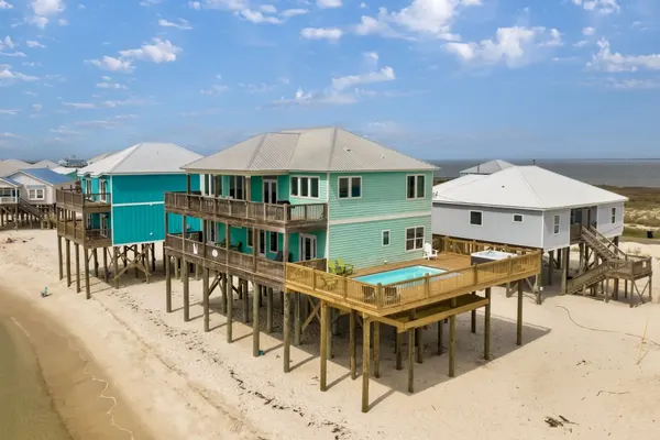 Photo 1 - Moasis - Once in a Lifetime views - 3 master suites - room for everyone!  Make Memories at Moasis!