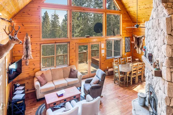 Photo 1 - Rustic Custom Built Cabin w/ Hot Tub & Sauna SK#33