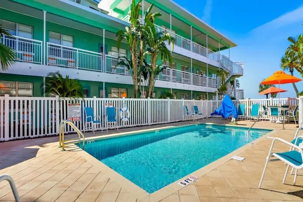 Photo 1 - Tropic Terrace #10 - Beachfront Resort