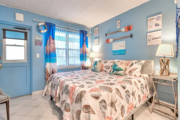 Photo 1 - Tropic Terrace #11 - Beachfront Resort