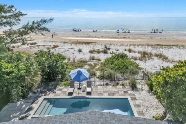 Photo 1 - The Beach House