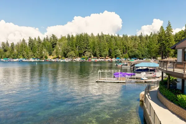 Photo 1 - Lakeside Comfort