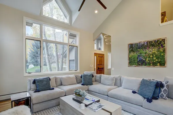 Photo 1 - Luxury 5 Bed+ Private Home, Beaver Creek Mountain Access. Stay 7 nights, receive 20% off your stay!