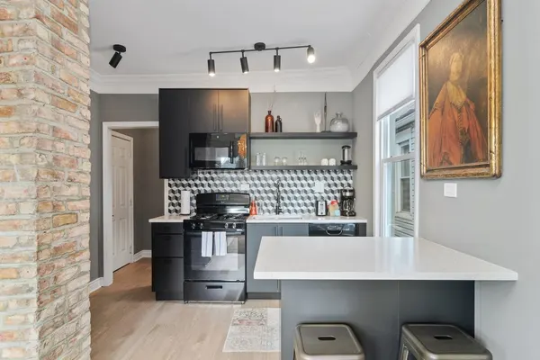 Photo 1 - Spectacular Pilsen Studio for 2!