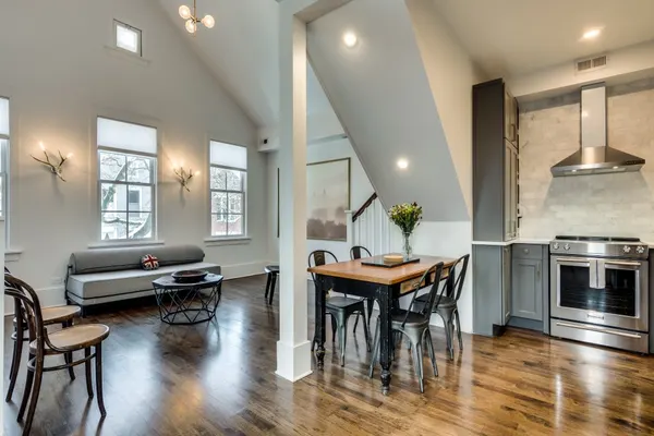 Photo 1 - Modern Luxury in Old Town - Sleeps 4