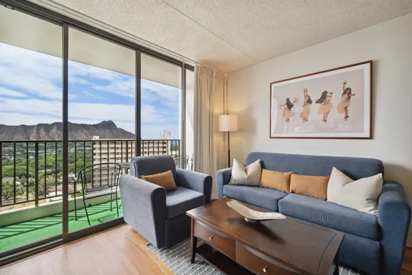 Photo 1 - Tower 1 Suite 2705 - QQS