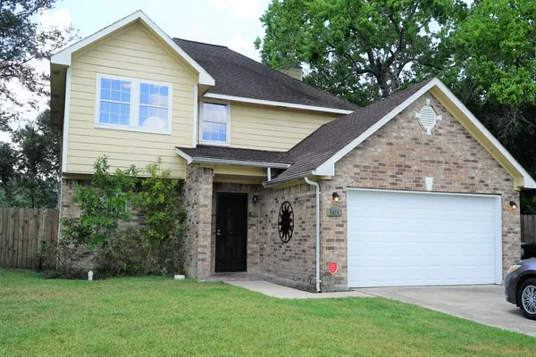 Photo 1 - Pershing House - Your perfect Houston Hideaway!