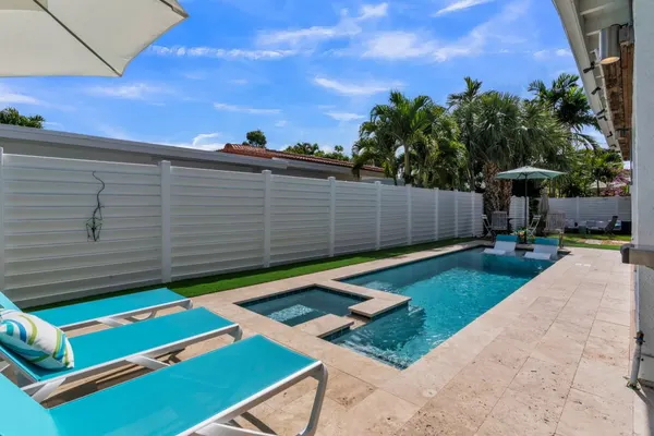 Photo 1 - Towering Palms, Wilton Manors - Heated Pool & Spa