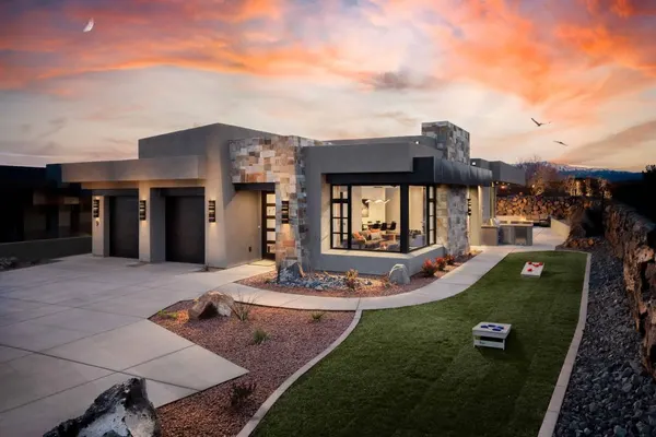 Photo 1 - Snow Canyon Luxury Home #9