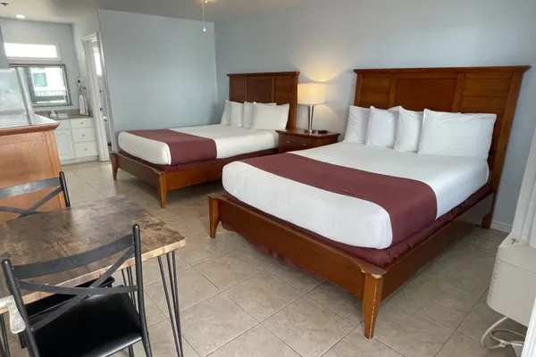 Photo 1 - Beachgate Condo Suites and Hotel 413