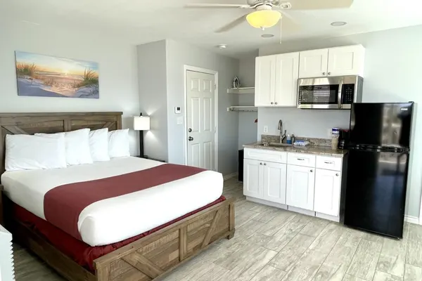 Photo 1 - Beachgate Condo Suites and Hotel 229