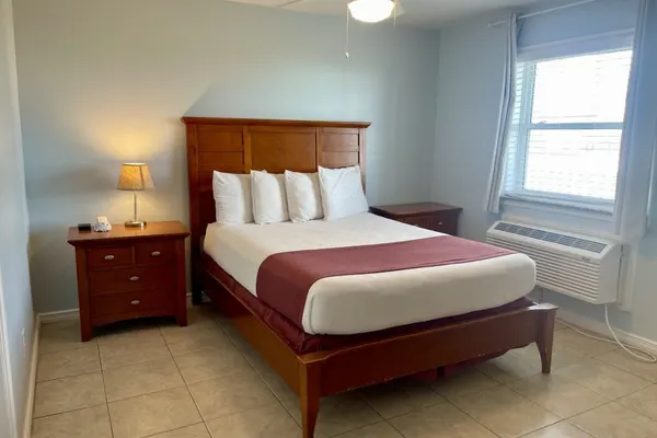 Photo 1 - Beachgate Condo Suites and Hotel 527a+527b