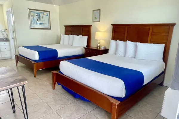 Photo 1 - Beachgate Condo Suites and Hotel 412